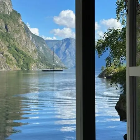 Fretheim Fjordhytter